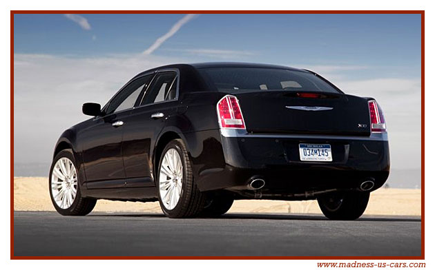 Chrysler 300C 2011