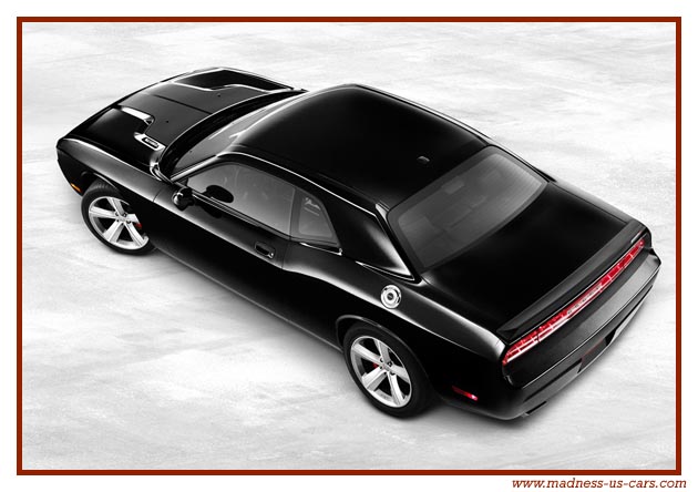 Dodge Challenger SRT-8 2008