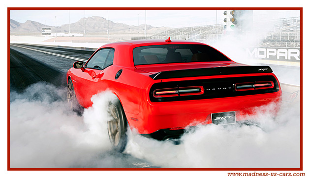 Dodge Challenger SRT Hellcat 2015