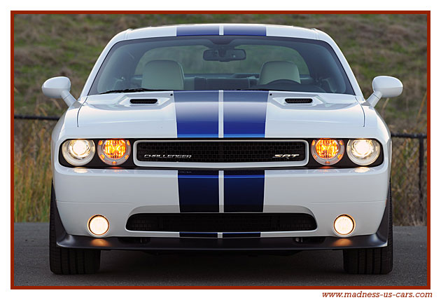 Dodge Challenger SRT8 392 2011