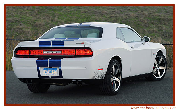 Dodge Challenger SRT8 392 2011