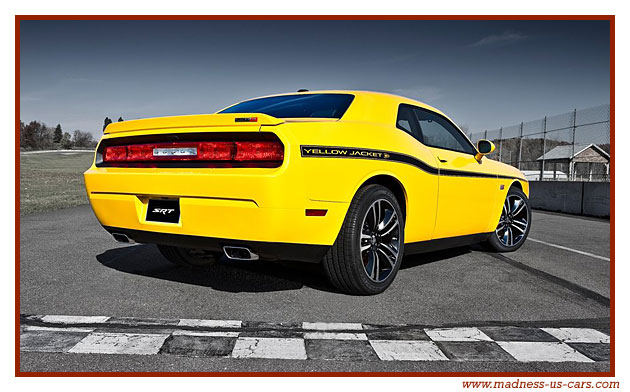 Dodge Challenger SRT-8 Yellow Jacket 2012