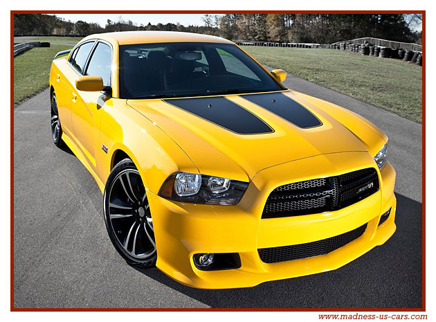 Dodge Charger SRT-8 392 Super Bee 2012