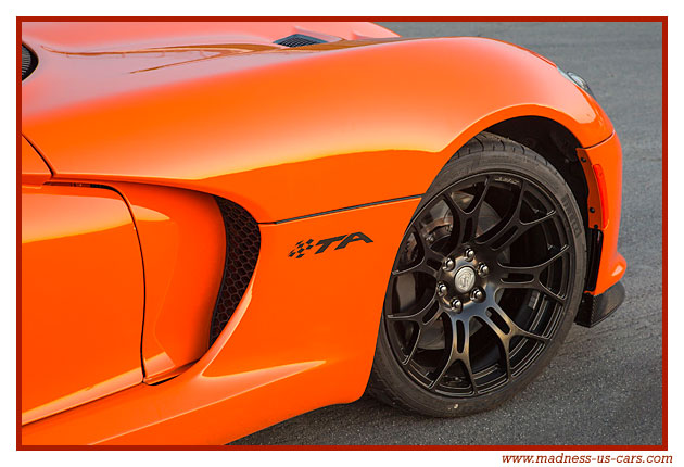 Dodge SRT Viper TA 2014