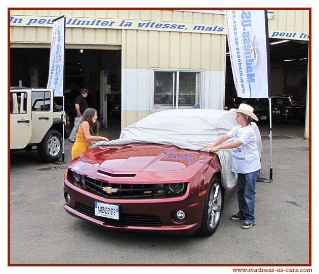 V8 Drink Madness US - Chevrolet Camaro Cabriolet 2011 - Dodge Durango 2011