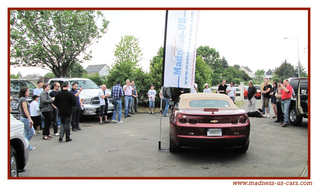 V8 Drink Madness US - Chevrolet Camaro Cabriolet 2011 - Dodge Durango 2011