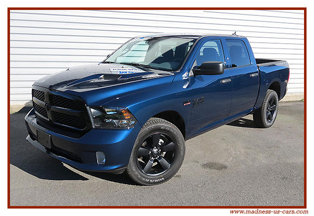 Dodge Ram 1500 Classic Express Night Edition 4x4 2019